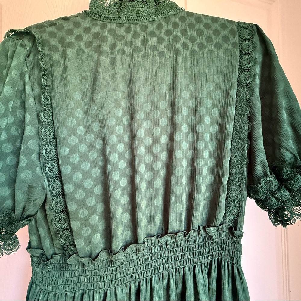 Max Studio Green Tiered Midi Dress - Elegant Textured Fabric - Picture 4 of 7
